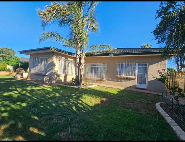 4 BEDROOM HOUSE FOR SALE IN ELSBURG